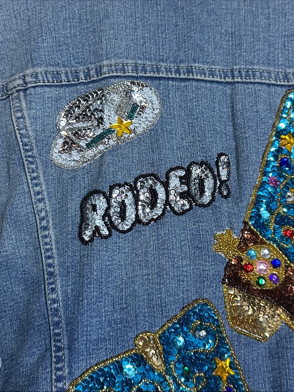 Faded Glory medium wash custom-embellished denim trucker jacket Texas Design 2XL - Picture 13 of 15